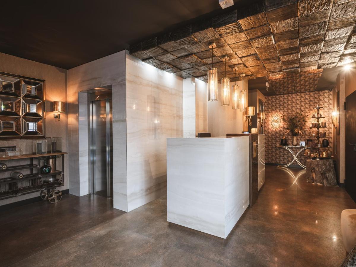 Art Suites Luxury Hotel كراكوفيا المظهر الخارجي الصورة