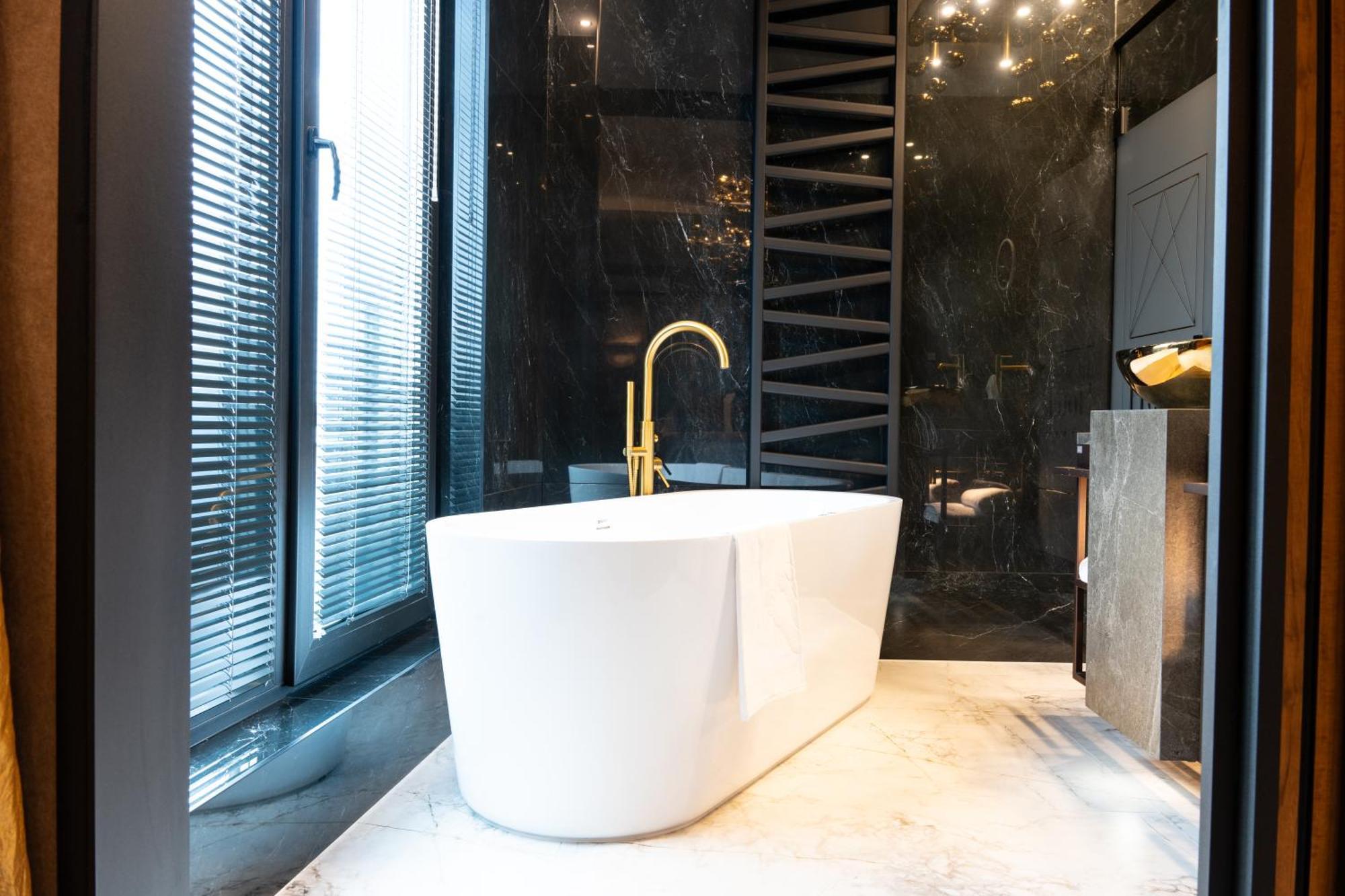 Art Suites Luxury Hotel كراكوفيا المظهر الخارجي الصورة