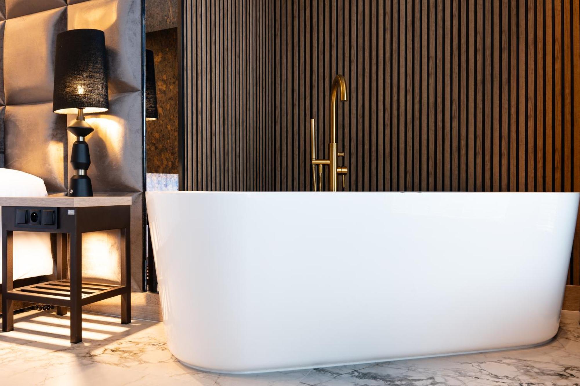 Art Suites Luxury Hotel كراكوفيا المظهر الخارجي الصورة