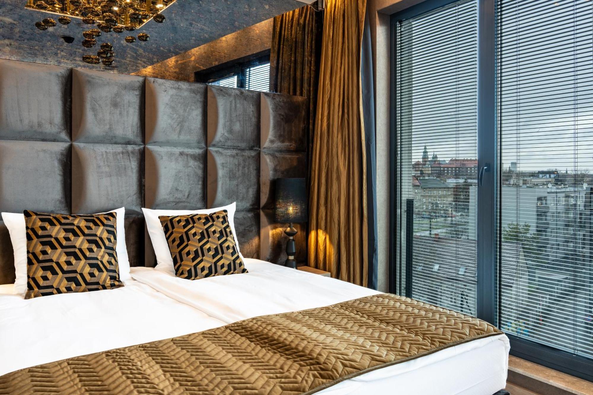 Art Suites Luxury Hotel كراكوفيا المظهر الخارجي الصورة