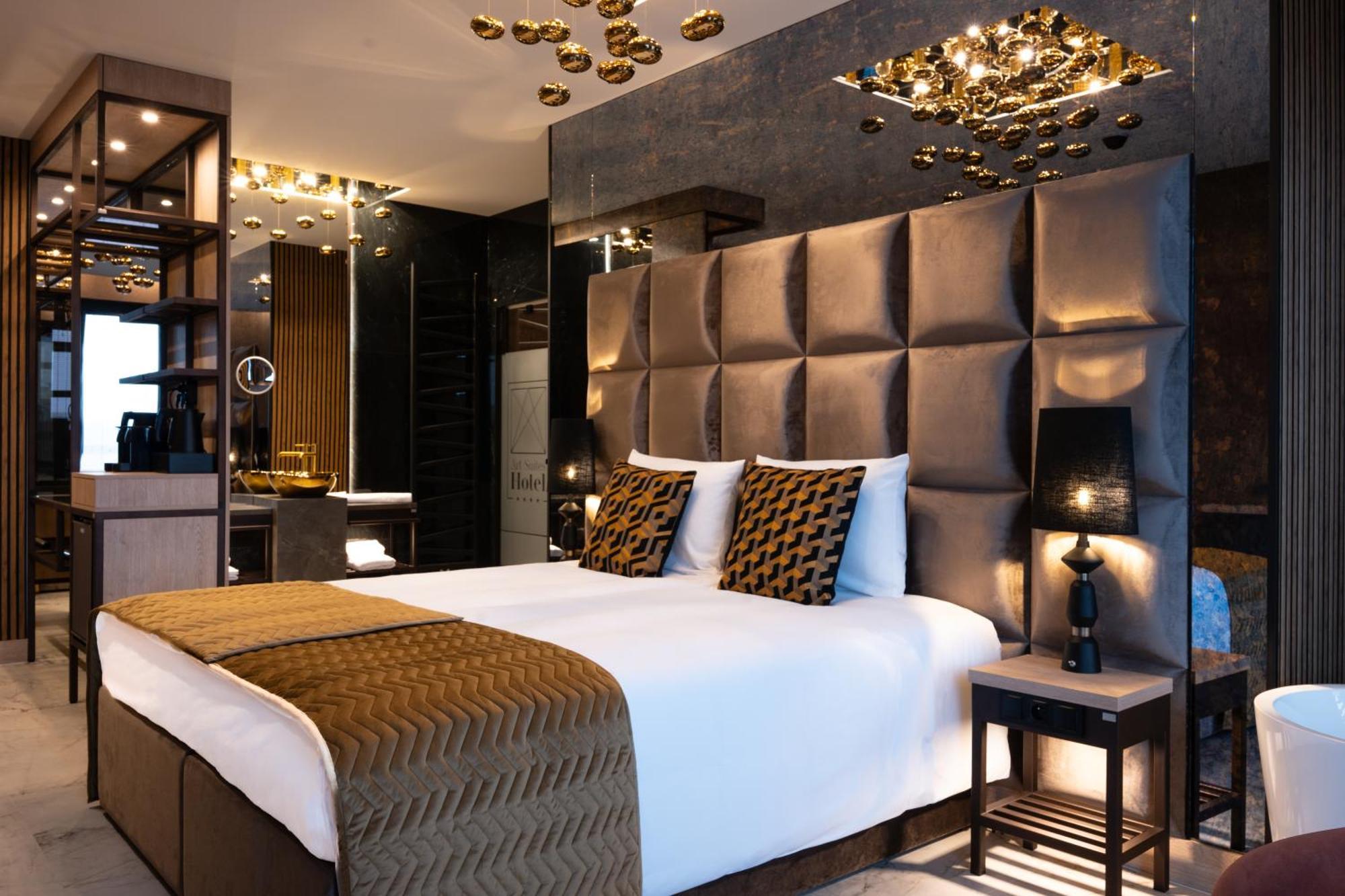 Art Suites Luxury Hotel كراكوفيا المظهر الخارجي الصورة
