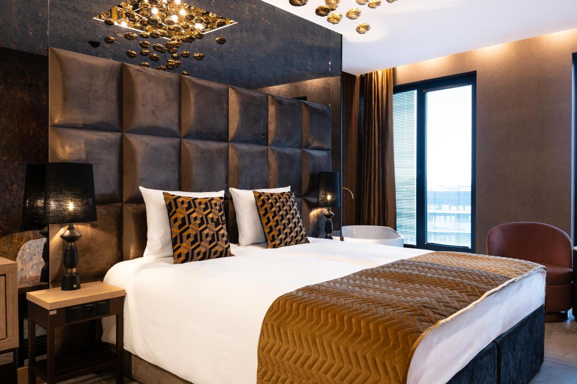 Art Suites Luxury Hotel كراكوفيا المظهر الخارجي الصورة
