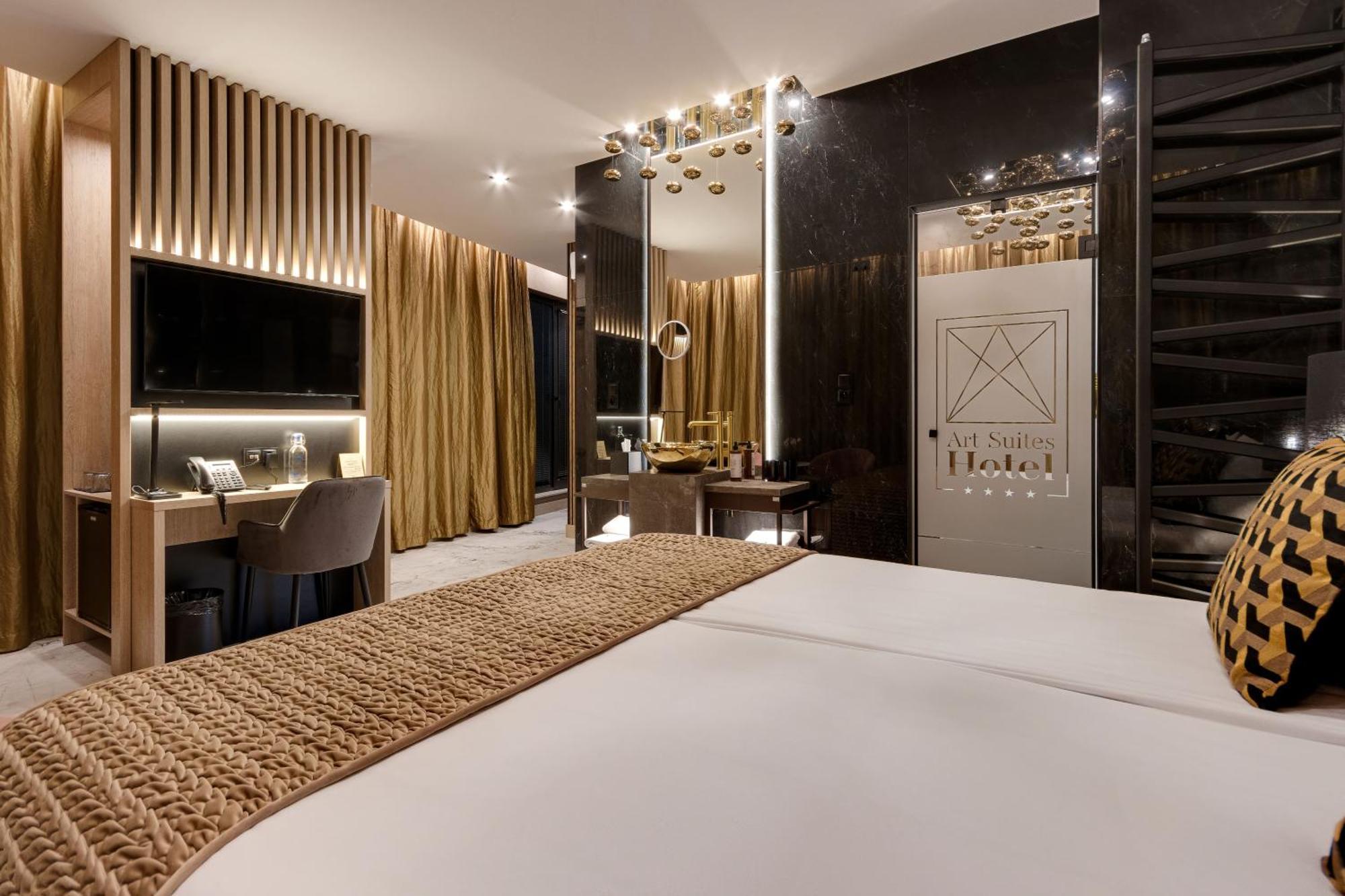Art Suites Luxury Hotel كراكوفيا المظهر الخارجي الصورة